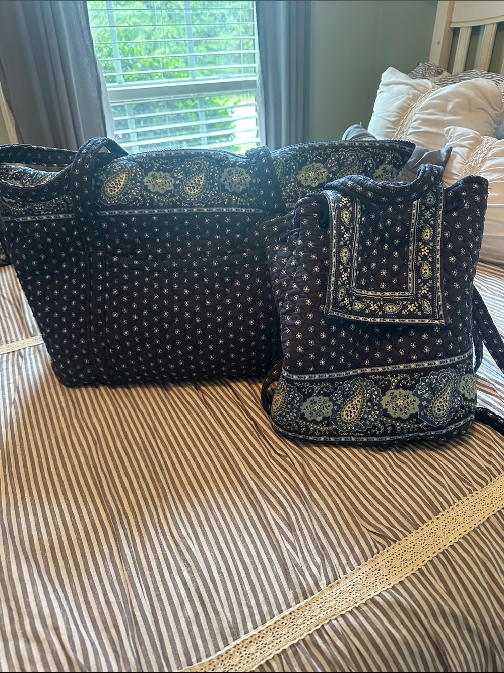 Vera Bradley Navy and Cream Quilted Bag Set